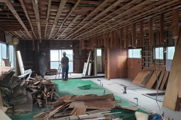 埼玉県所沢市　内装解体