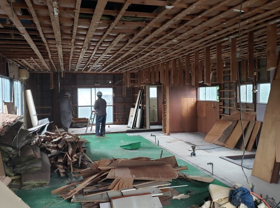 埼玉県所沢市　内装解体